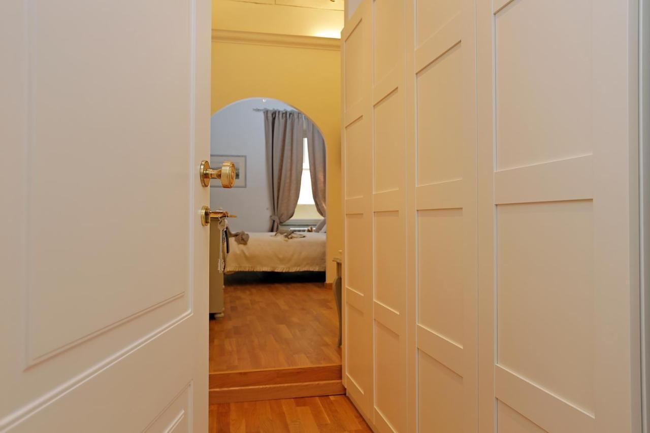 Madonna De' Monti Suites Rome Exterior photo
